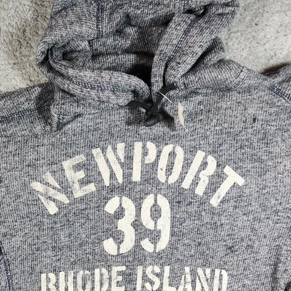 Newport Rhode Island Hoodie Women's Size Small Gray Pullover NWT MV Sport - Picture 3 of 7